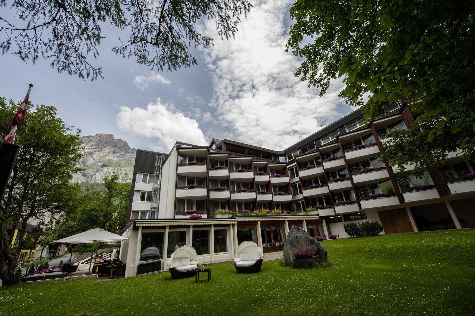 Hotel Quellenhof Лейкербад Екстер'єр фото